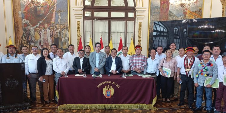 Se realizó I Encuentro de alcaldes con las federaciones del fideicomiso indígena y II encuentro de alcaldes de la región Loreto