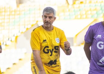 José Antonio Collatti es presentado oficialmente como el nuevo DT de Comerciante FC