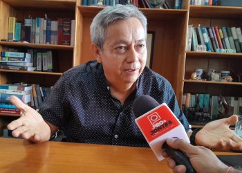 Excongresista critica discurso de la presidenta Dina Boluarte: “4 horas para nada fue una tortura”.