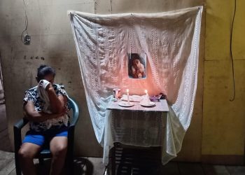 Familia solicita apoyo para trasladar cuerpo de niña que murió aplastada por una pared.