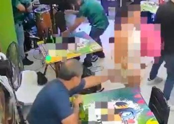 EDITORIAL | La agresión a una joven cantante y el espejo de una sociedad que no quiere cambiar