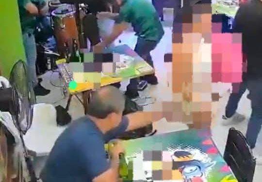 EDITORIAL | La agresión a una joven cantante y el espejo de una sociedad que no quiere cambiar