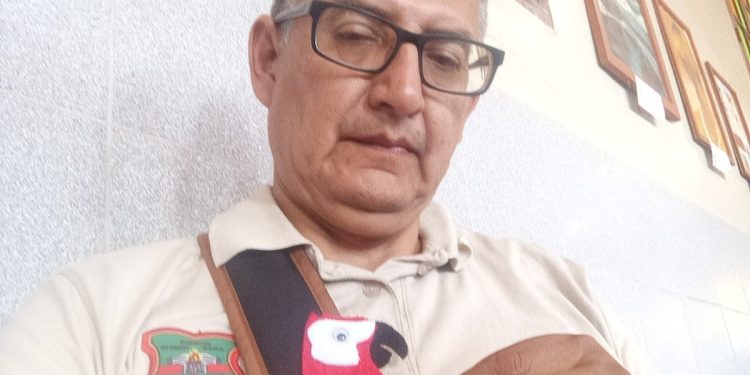 Renato Achata responsabiliza al GOREL por falta de pago a maestros y denuncia forado millonario en Educación