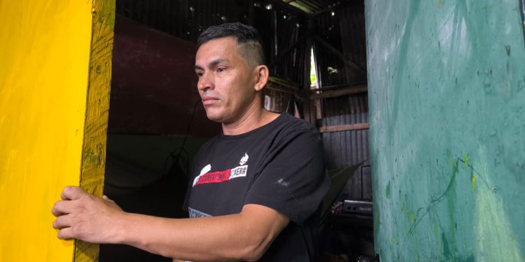 Padre denuncia presunto abandono de tres menores por parte de su madre