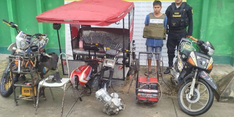 Cae alias el ‘Wawa’ en taller clandestino con vehículos presuntamente robados