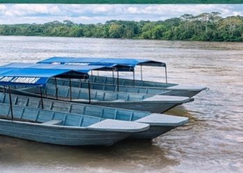 Salud refuerza atención en cuencas alejadas con chalupas y motores para combatir la malaria