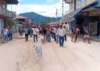 Pueblo Shawi cumple 24 días de huelga indefinida en Balsapuerto