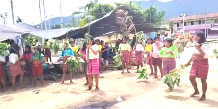 Pueblo shawi da ultimátum tras ausencia de comisión y mantiene protesta en Balsapuerto