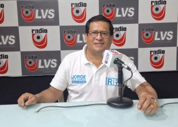 Candidato al Senado propone segunda oportunidad financiera para enfrentar el “gota a gota”