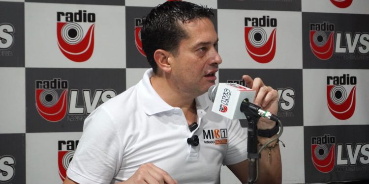 Miki Torres plantea “mano firme” contra la delincuencia y orden del Estado en eventual Senado