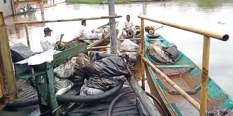 Defensoría del Pueblo confirma afectados por derrame de petróleo en Saramurillo