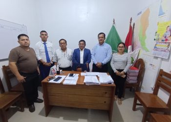 Cahuapanas y UGEL coordinan plan de emergencia para inicio de clases en Santa María