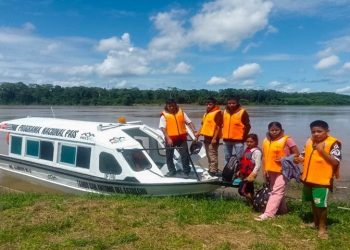 Movitambos del MIDIS trasladan a escolares y reducen deserción en comunidades de Loreto