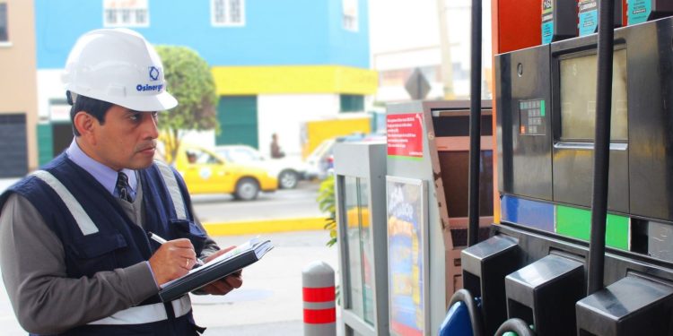 Precio del combustible supera los S/ 25 en Iquitos y genera preocupación en la población
