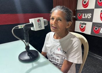 Eloísa Bardales rinde homenaje a Radio La Voz de la Selva por sus 54 años de aniversario