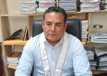 Fiscalía explica por qué agresor de policía afronta investigación en libertad