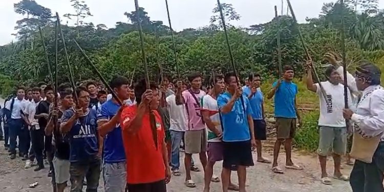 Comunidades retoman bloqueo en Datem del Marañón y exigen agua tras derrame no atendido