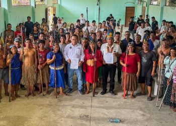 Acuerdan levantar medida de fuerza y liberar barcaza retenida en Providencia