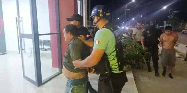 Vecinos capturan a presuntos integrantes de Los feroces del norte tras asalto a menor