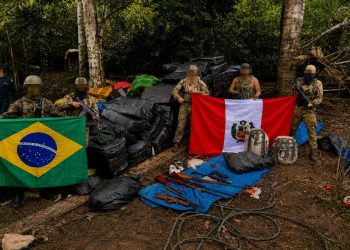 Incautan cargamento de droga valorizado en más de 10 millones de dólares