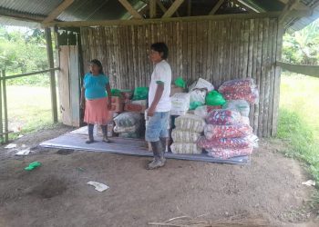 Abandonan alimentos escolares mientras niñez fronteriza padece