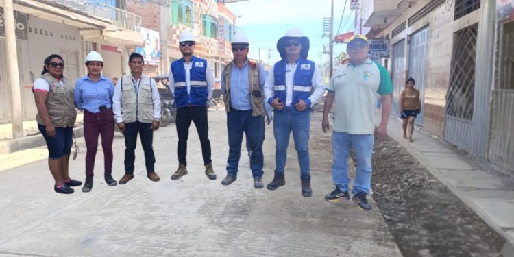 Avanza pavimentación de calles para dinamizar accesos a escuelas locales