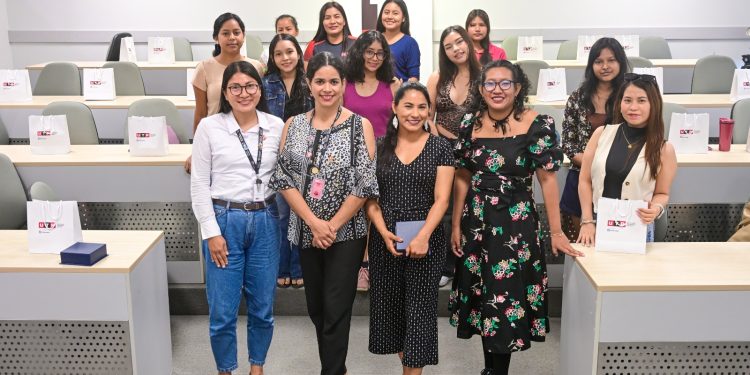 UTP Iquitos fortalece el liderazgo femenino con la Red de Mujeres en Ciencia y Tecnología