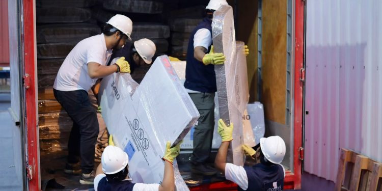 ONPE comenzó traslado del material electoral hacia el interior del país