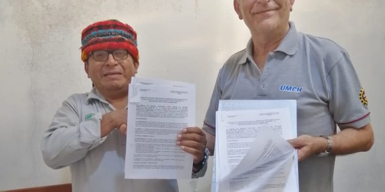 UGEL IB y UMC impulsan formación de docentes bilingües