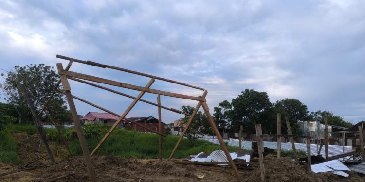 Familias denuncian presunto abuso de autoridad tras destrucción y quema de sus viviendas durante desalojo
