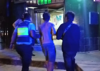 Moradores frustran robo de vehículo en el puerto Las Camelias
