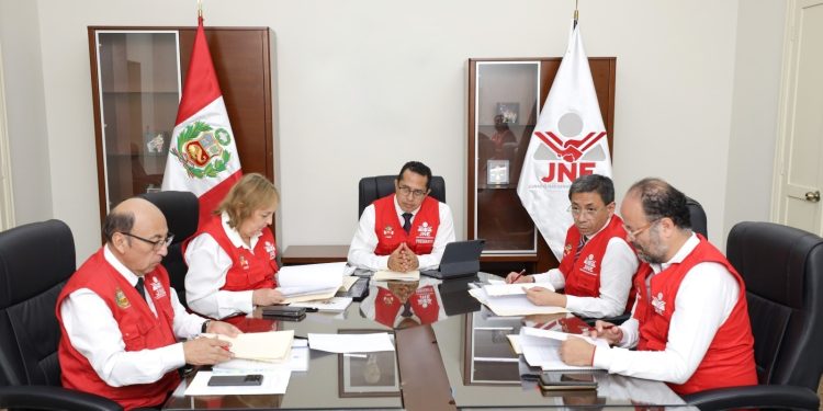 JNE brinda lineamientos para oportuna proclamación y entrega de credenciales a autoridades elegidas